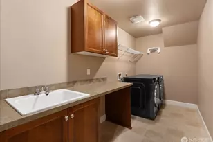 22303 1st Dr SE, Bothell, WA 98021 - Photo 20