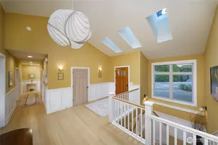 1608 Georgia Pl, Anacortes, WA 98221 - Photo 6