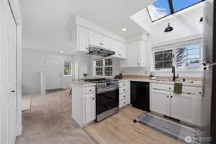 126 E Grover St, Lynden, WA 98264 - Photo 8