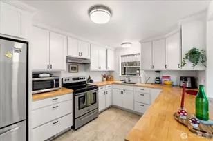 859 SW 132nd St, Burien, WA 98146 - Photo 8