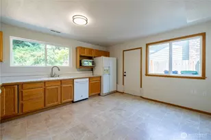 1127 204th Pl SE, Bothell, WA 98012 - Photo 26