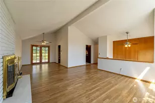 1127 204th Pl SE, Bothell, WA 98012 - Photo 8