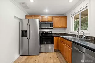 12829 109th Ave NE, Kirkland, WA 98034 - Photo 12