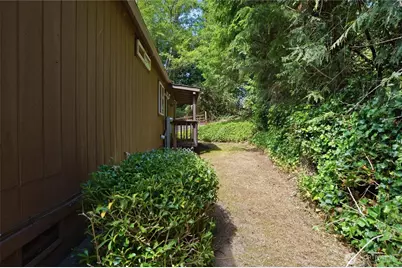 886 Woods Road E, Port Orchard, WA 98366 - Photo 26