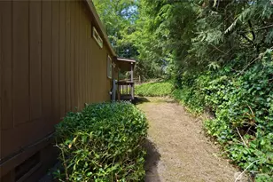 886 Woods Rd E, Port Orchard, WA 98366 - Photo 26