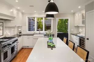 4720 NE 47th St, Seattle, WA 98105 - Photo 12