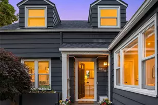 4720 NE 47th St, Seattle, WA 98105 - Photo 2