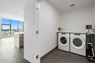 188 Bellevue Way NE, Bellevue, WA 98004 - Photo 40