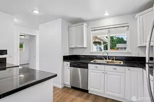 1711 7th Ave SE, Puyallup, WA 98372 - Photo 8