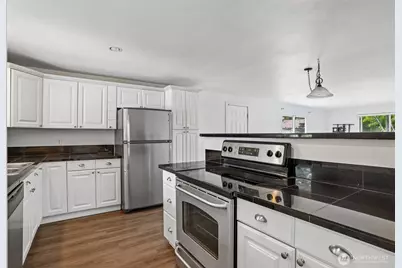 1711 7th Avenue SE, Puyallup, WA 98372 - Photo 6