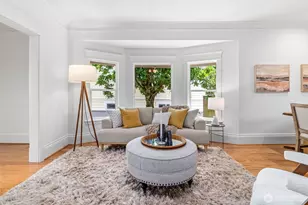2217 4th Ave N, Seattle, WA 98109 - Photo 8