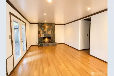 14037 108th Avenue NE, Kirkland, WA 98034 - Photo 10