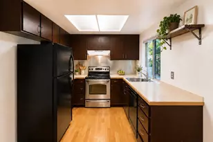 14037 108th Ave NE, Kirkland, WA 98034 - Photo 6