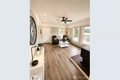 825 Givens Avenue, Darrington, WA 98241 - Photo 2