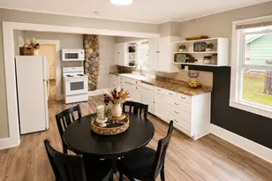 825 Givens Ave, Darrington, WA 98241 - Photo 4