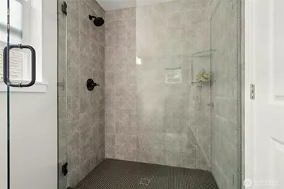 2585 20th Avenue NE, Issaquah, WA 98029 - Photo 34