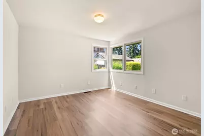 919 6th Avenue SW, Puyallup, WA 98371 - Photo 10