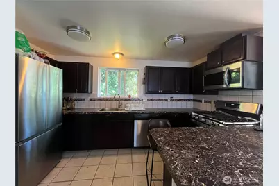 10453 1st Avenue SW, Seattle, WA 98146 - Photo 6