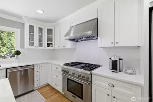2837 234th Ave SE, Sammamish, WA 98075 - Photo 10
