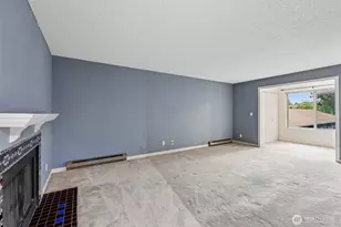 2222 NE 92nd St, Seattle, WA 98115 - Photo 8