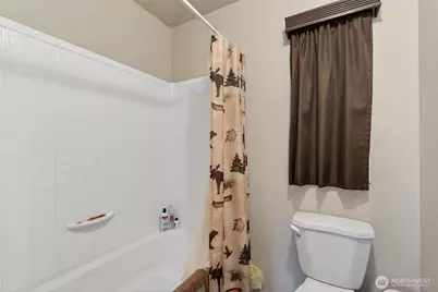 2420 Fords Prairie Avenue, Centralia, WA 98531 - Photo 24