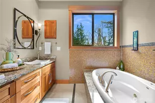 2076 Dellesta Dr, Bellingham, WA 98226 - Photo 22