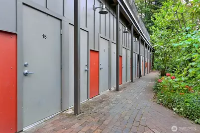 3146 Portage Bay Place E #B, Seattle, WA 98102 - Photo 28