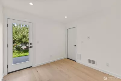 230 SW 183rd Street, Normandy Park, WA 98166 - Photo 16