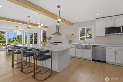 230 SW 183rd Street, Normandy Park, WA 98166 - Photo 12