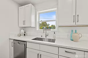 7056 S 128th St, Seattle, WA 98178 - Photo 14