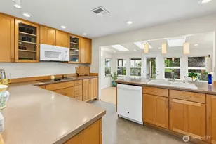 8608 307th Ave SE, Issaquah, WA 98027 - Photo 10