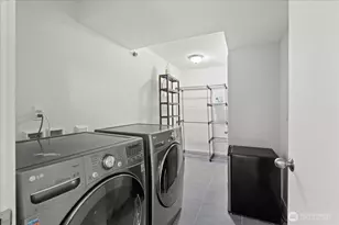8625 26th Ave NE, Seattle, WA 98115 - Photo 26