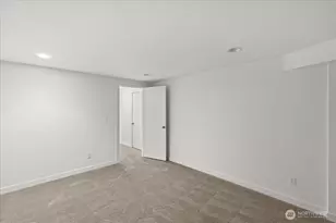8625 26th Ave NE, Seattle, WA 98115 - Photo 28