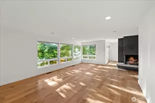 8625 26th Ave NE, Seattle, WA 98115 - Photo 8