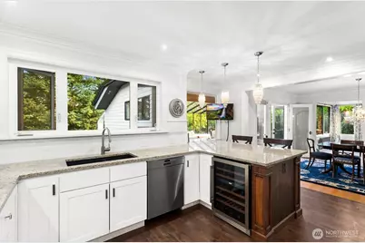 1805 NW 95th Street, Seattle, WA 98117 - Photo 10