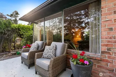 1805 NW 95th Street, Seattle, WA 98117 - Photo 18