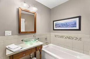1805 NW 95th St, Seattle, WA 98117 - Photo 16