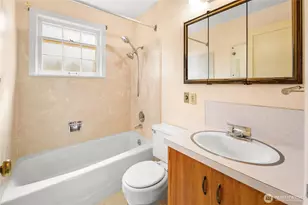 4311 Greenwood Ave N, Seattle, WA 98103 - Photo 16