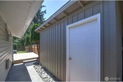 1335 5th Avenue SE, Olympia, WA 98501 - Photo 32
