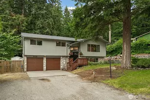 8413 121st St E, Puyallup, WA 98373 - Photo 1