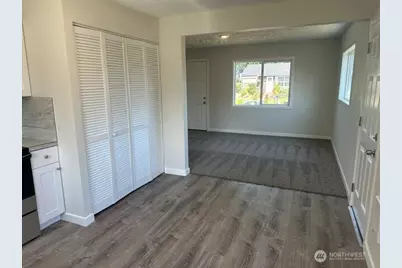210 24th Avenue, Longview, WA 98632 - Photo 6