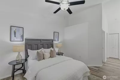 18585 NE 57th Street, Redmond, WA 98052 - Photo 12