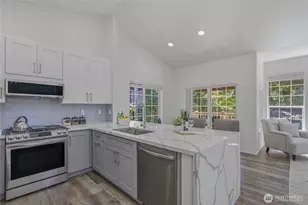 18585 NE 57th St, Redmond, WA 98052 - Photo 6