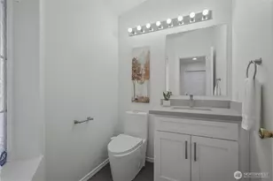 18585 NE 57th St, Redmond, WA 98052 - Photo 10