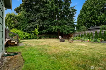 8915 218th Street SW, Edmonds, WA 98026 - Photo 26