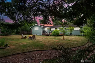 8915 218th St SW, Edmonds, WA 98026 - Photo 38