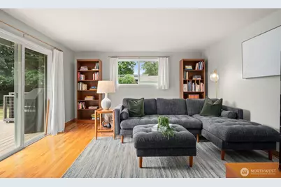 8915 218th Street SW, Edmonds, WA 98026 - Photo 18