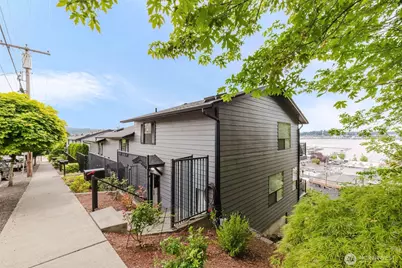 819 Kitsap Street, Port Orchard, WA 98366 - Photo 2