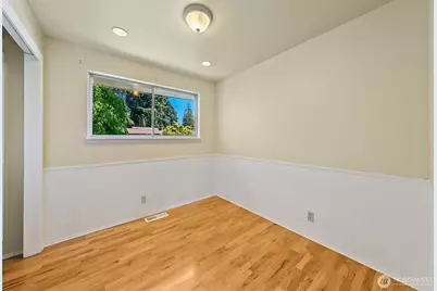 20631 2nd Avenue S, Des Moines, WA 98198 - Photo 12
