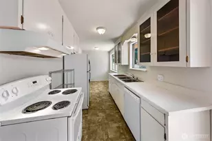 20631 2nd Ave S, Des Moines, WA 98198 - Photo 6